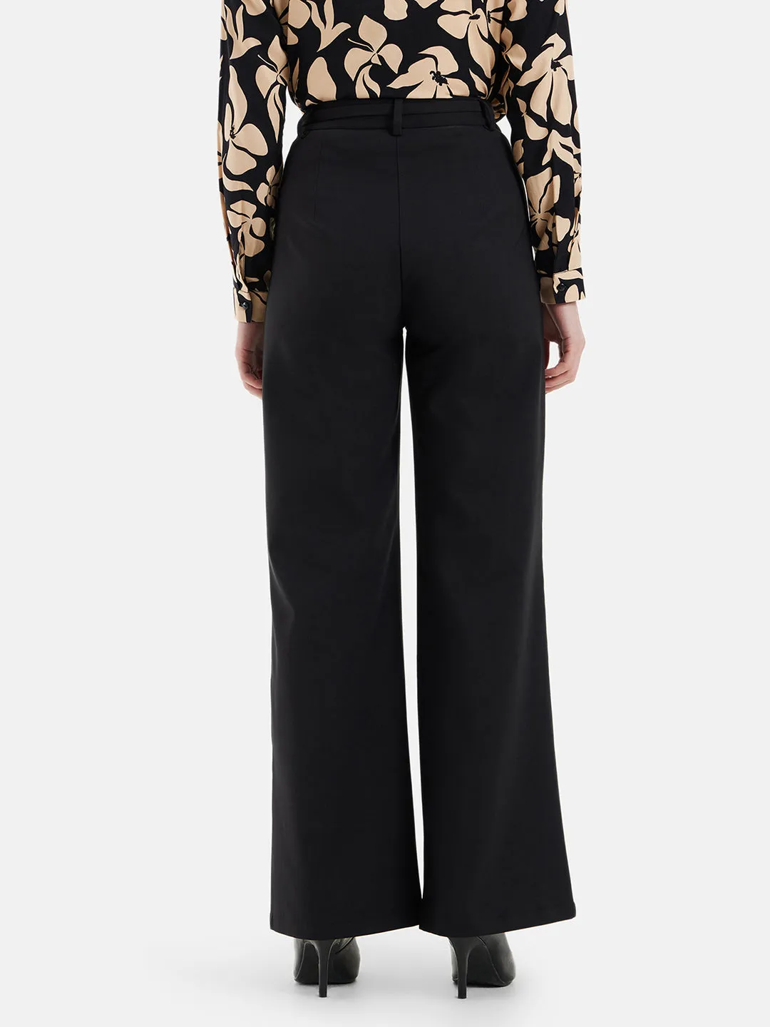 Amber Wide Leg Trousers With Belt