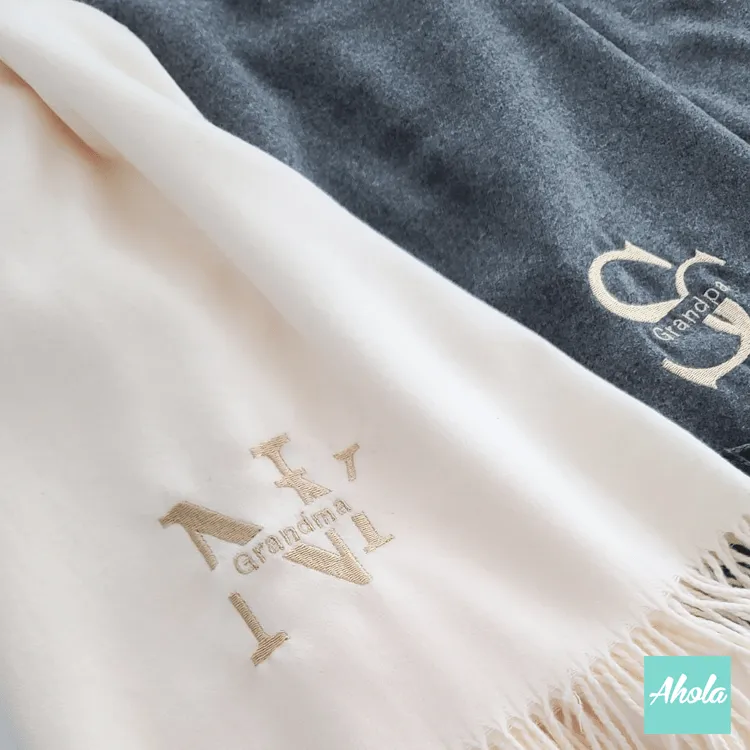 【Asos】Embroidery name/phrase Cashmere silk scarf 繡英文字母/ 字句蚕絲羊絨圍巾