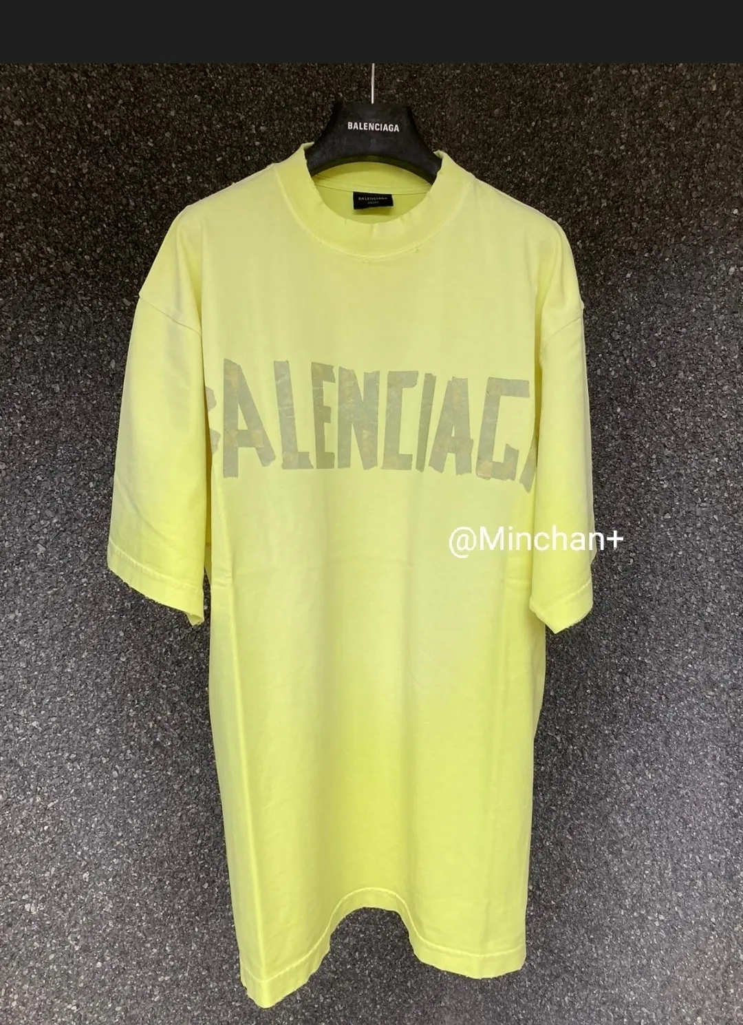 BALENCIAGA  |Tape Type T-shirt Medium Fit in Black Faded