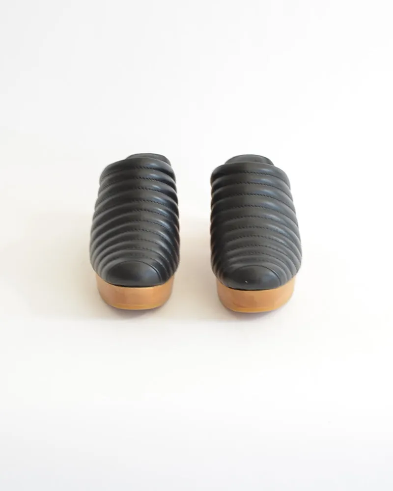 Beklina Ribbed Clog Black