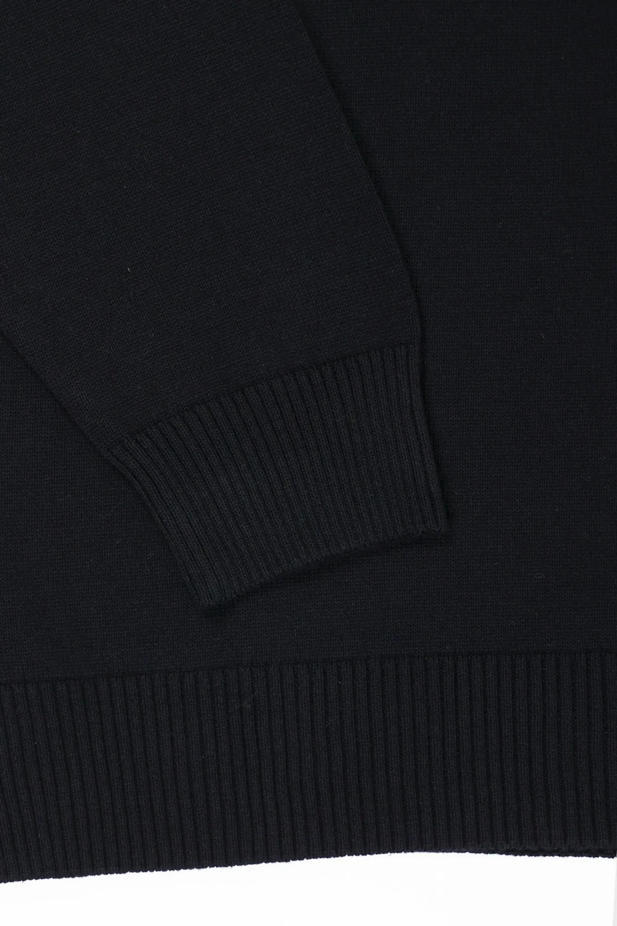 Dock Sweater - Black