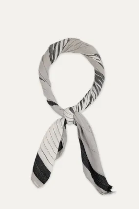 Fringed Hem Monotone Scarf