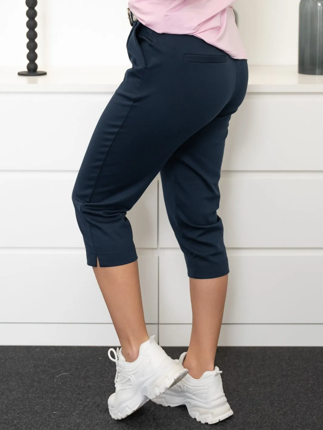 Kaffe KAjenny capri pants midnight marine