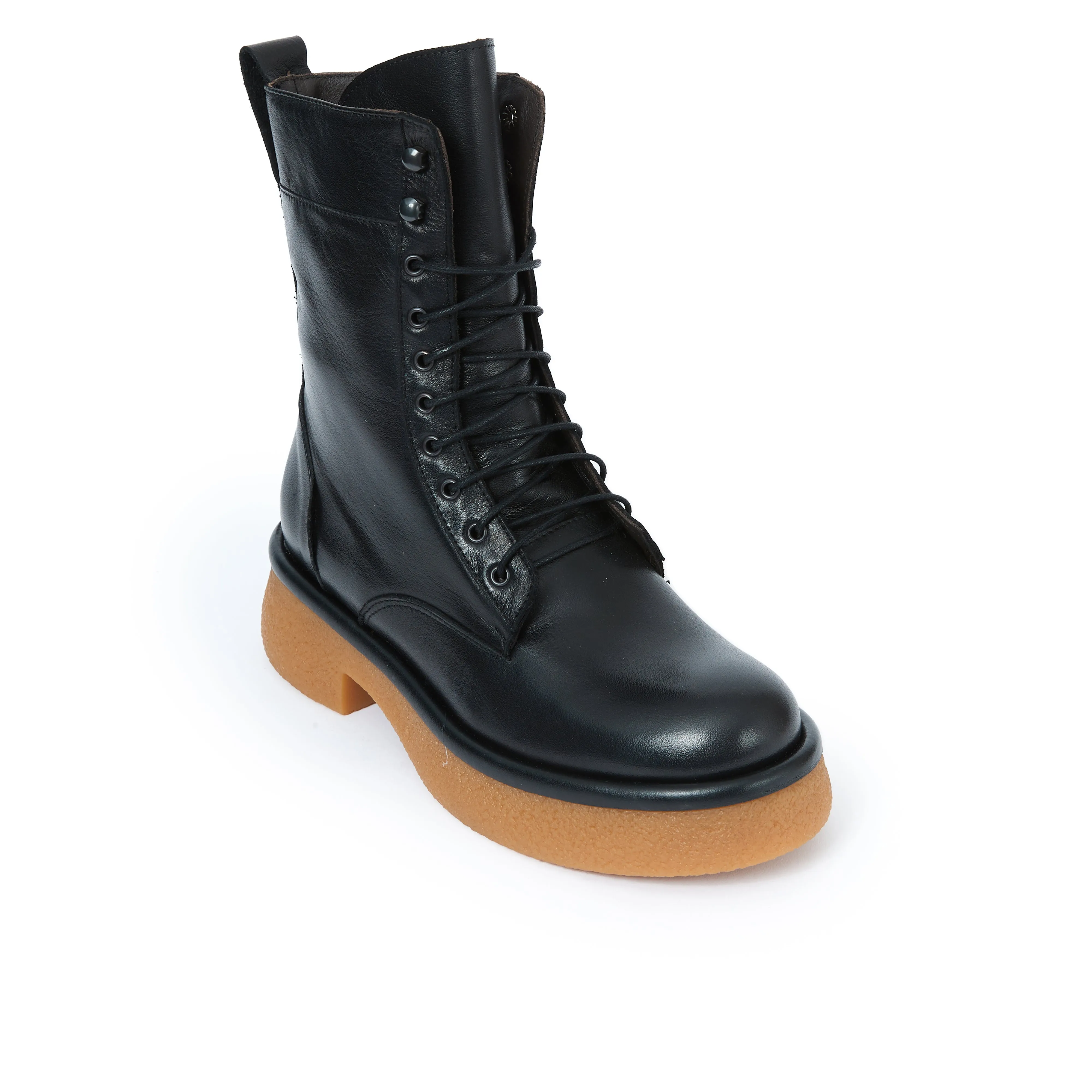 Lace-Up boot black