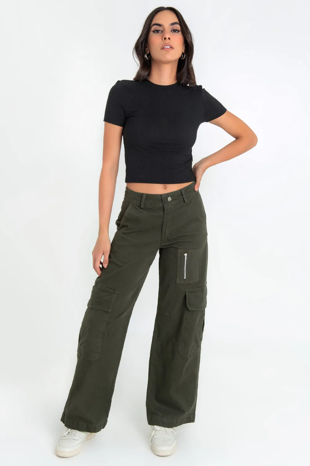 Pantalón cargo de cintura media wide leg