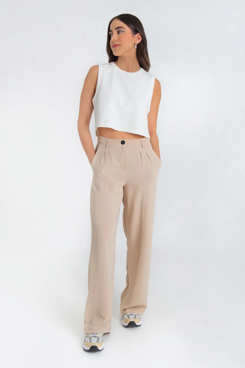 Pantalón fluido fit wide leg con pinzas