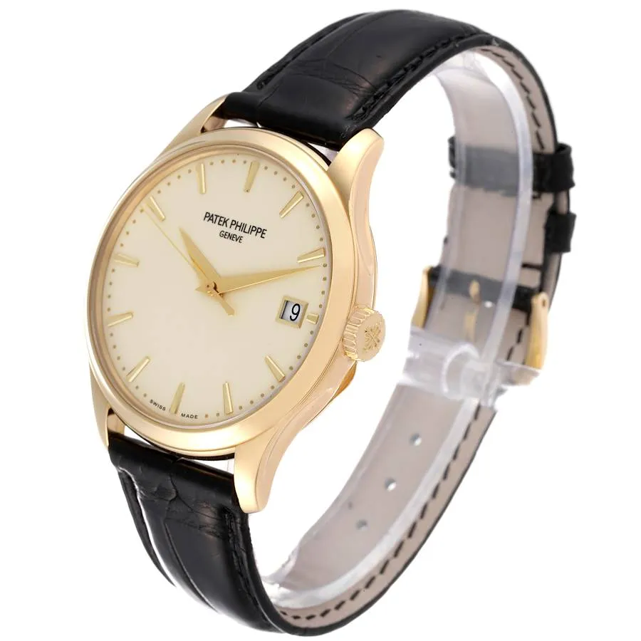 Patek Philippe Patek Philippe Calatrava Hunter Case (Reference 5227). A yellow gold automatic wristwatch with date.