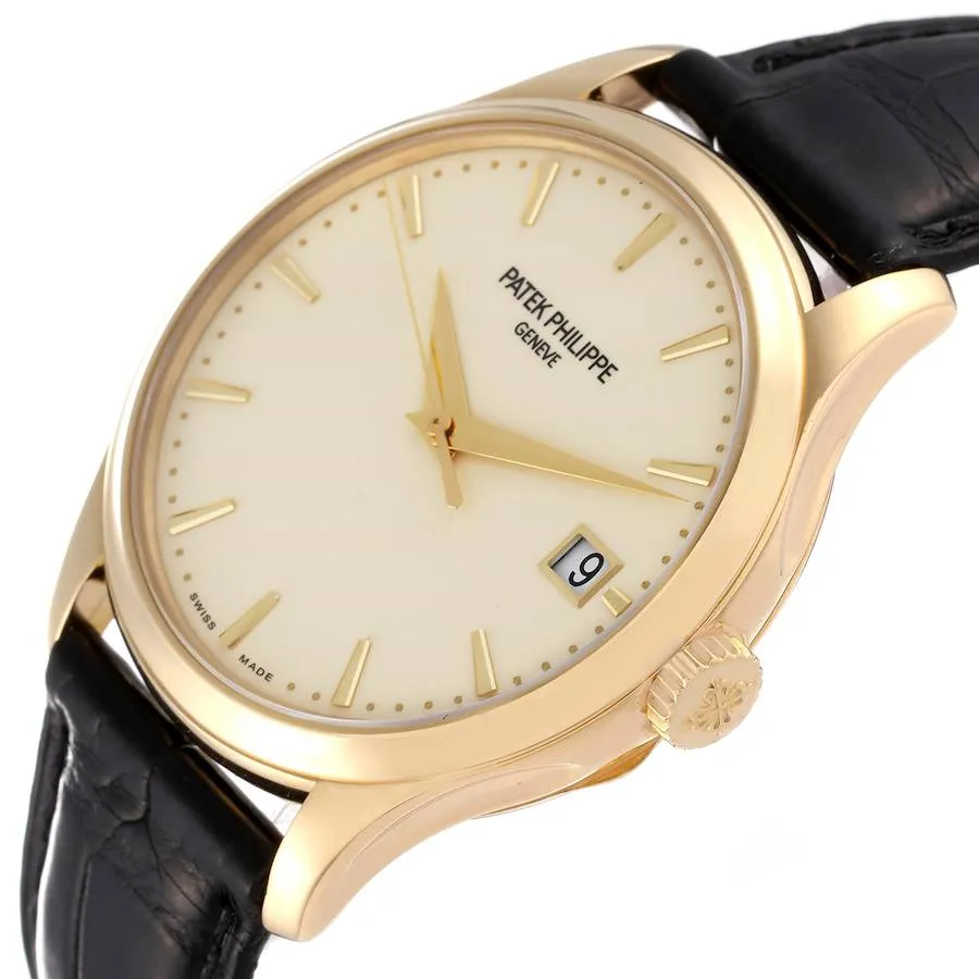 Patek Philippe Patek Philippe Calatrava Hunter Case (Reference 5227). A yellow gold automatic wristwatch with date.