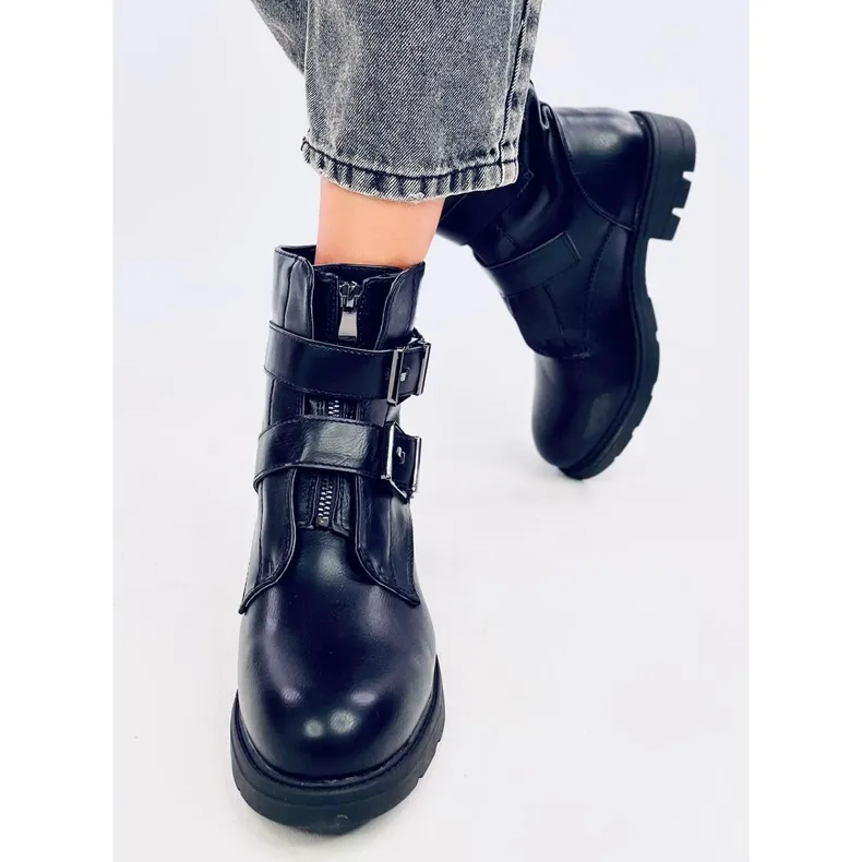 Umroo Black military boots