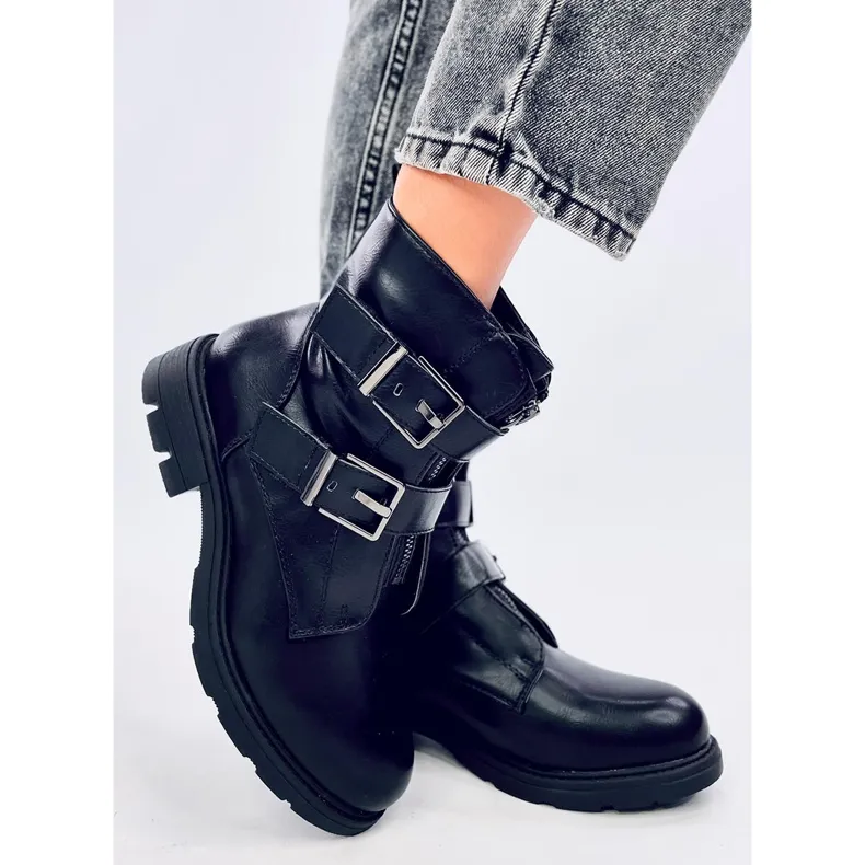 Umroo Black military boots