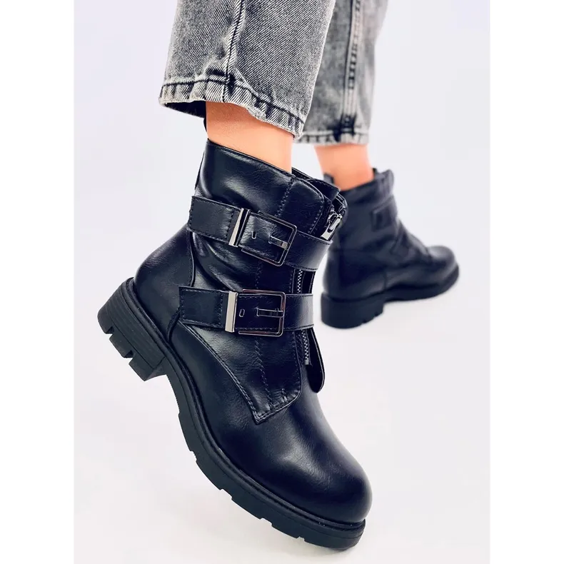 Umroo Black military boots