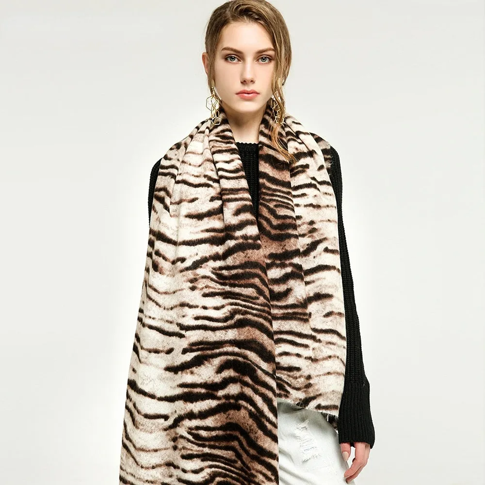 Women's Vintage Cashmere Leopard Pattern Printed Wraps Soft Shawls