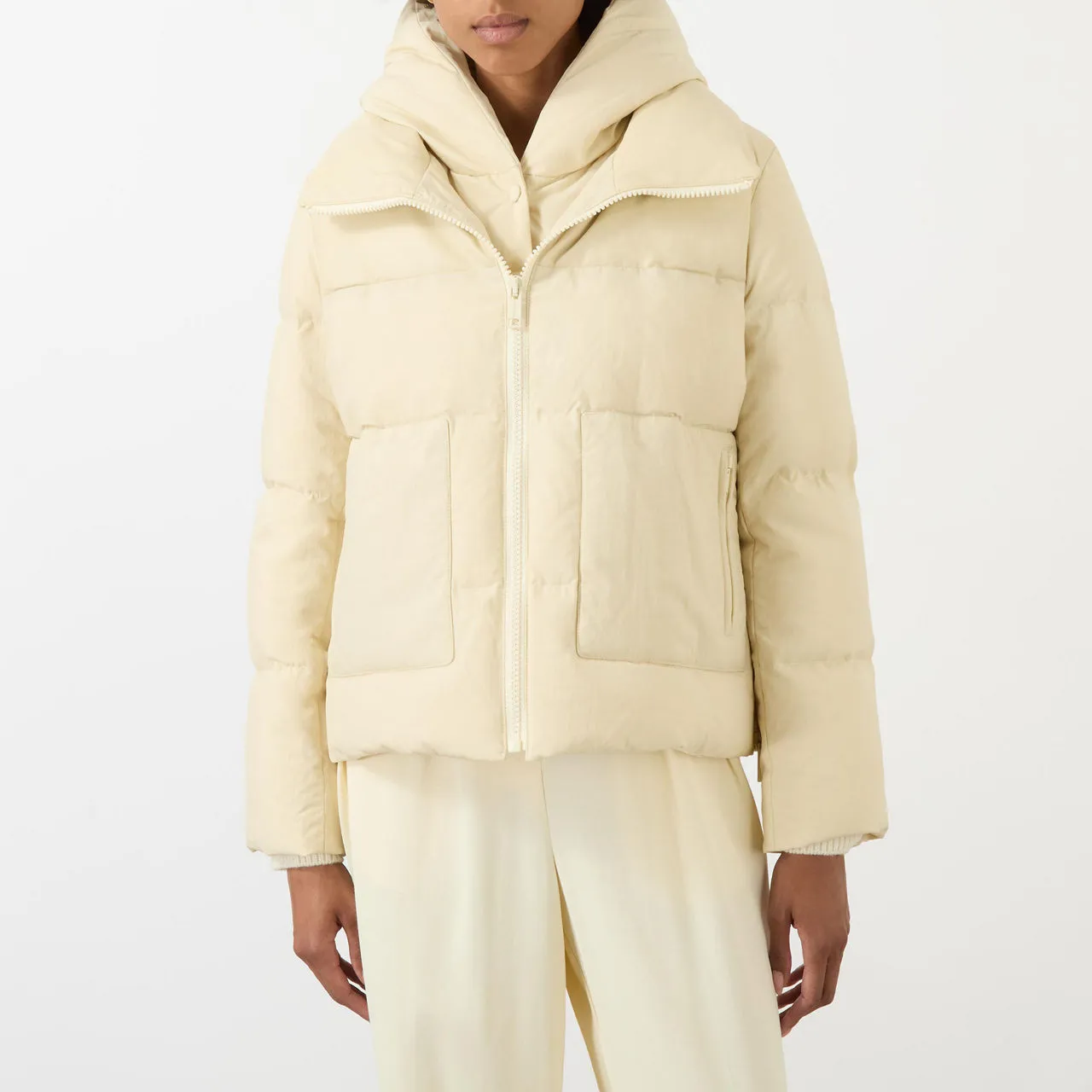 YVES SALOMON Quilted Short Down Jacket - Cream